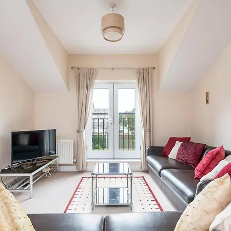 Lejlighed Spacious 2 Bed 2 Bath With Parking - Pet Friendly