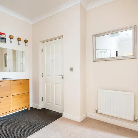Lejlighed Spacious 2 Bed 2 Bath With Parking - Pet Friendly York